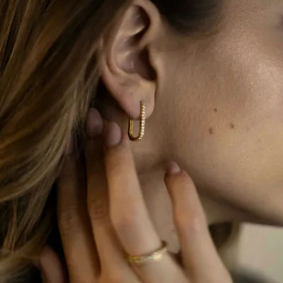 Kolczyki hoop z cyrkoniami Paperclip Gold