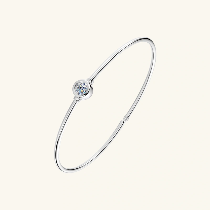 Sztywna bransoletka bangle srebrna z Moissanitem pozłacana białym złotem