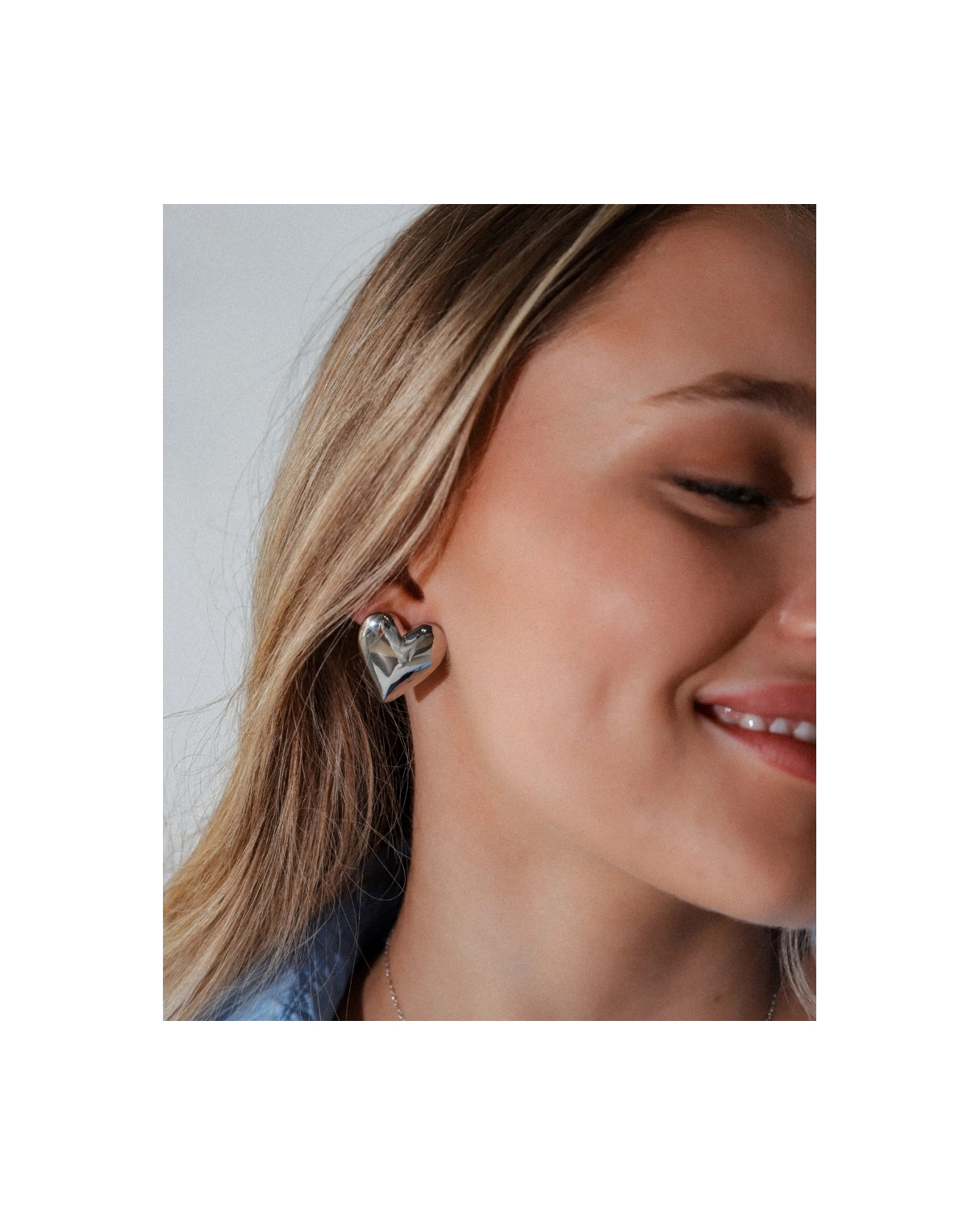 Kolczyki wkrętki srebrne 925 – duże serca kolczyki | Snobistiq