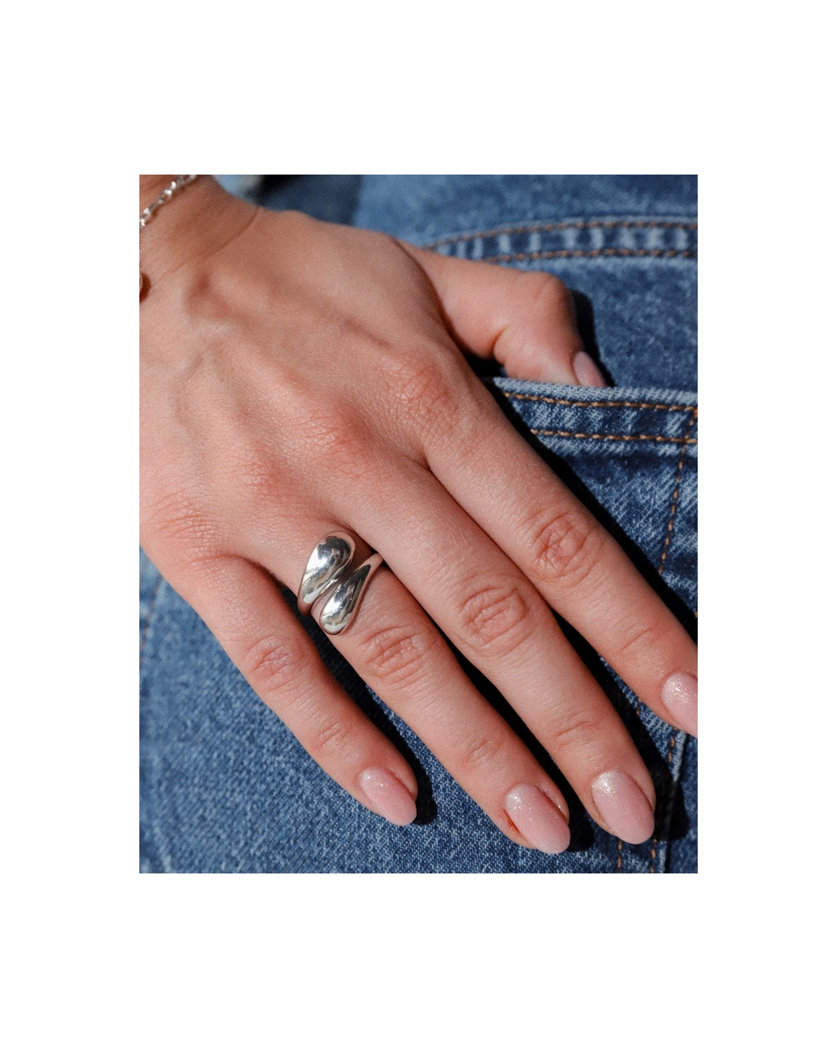 Pierścionek srebrny regulowany Bliss Silver, regulacja | Snobistiq