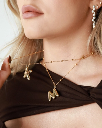 Naszyjnik z pompowaną literką M srebro pozłacane