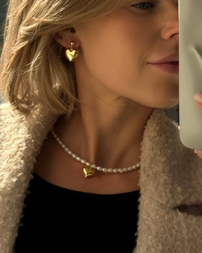 Naszyjnik z perłami i serduszkiem Beloved Pearl Gold