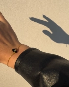 Bransoletka z czarnym onyksem złota, srebro pozłacane Snobistiq