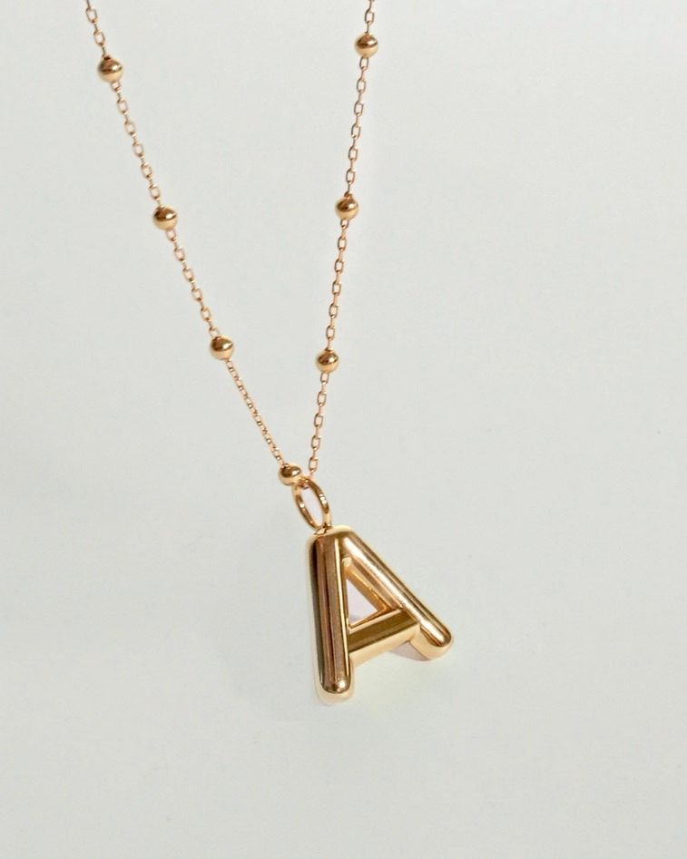 Naszyjnik z literką A